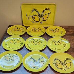 Set Of 9 Melamine Grinch Plates With Serving Tray - Sleigh Bell Bistro